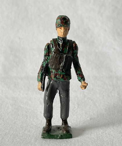 Vintage painted lead toy - painted,