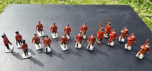 Various vintage painted lead - various,