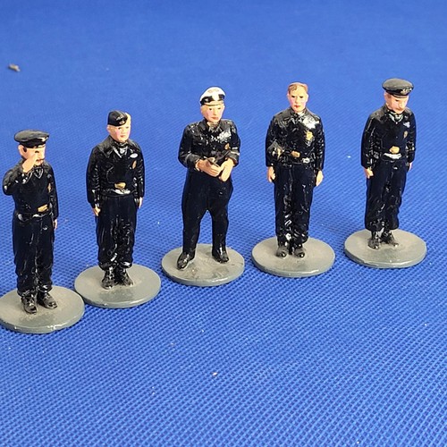 Metal toy soldiers german - toy,