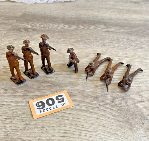 Vintage metal lead soldiers - vintage, metal/