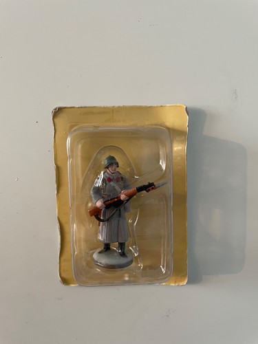 Military lead soldiers ref - military,