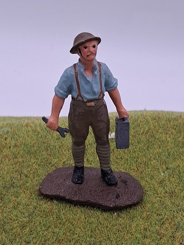 Lead toy soldier figure lot - soldier,