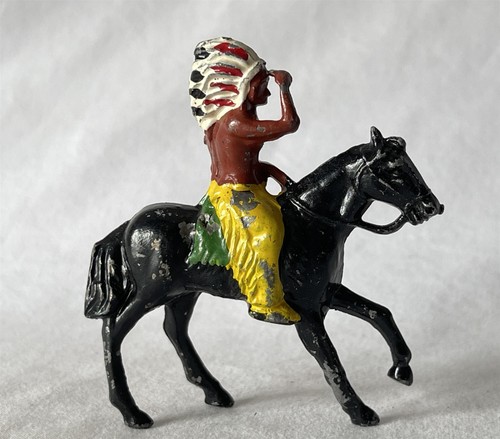Vintage lead toy soldier - toy,