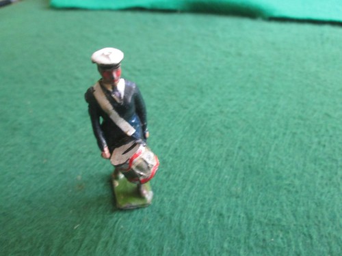 Britains lead soldier wrns - lead,