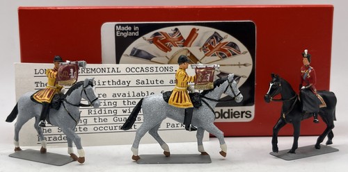 Little lead soldiers p13 queen - soldiers,