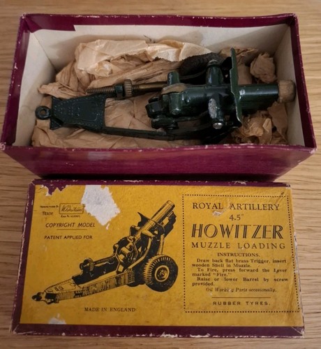 Fine vintage boxed - vintage, britains