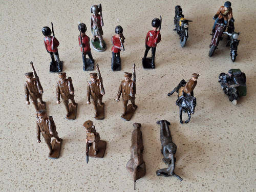 Die cast lead toy - die-cast/lead, soldiers
