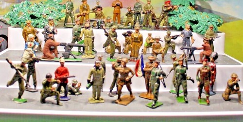 Vintage metal lead soldiers - vintage, /lead