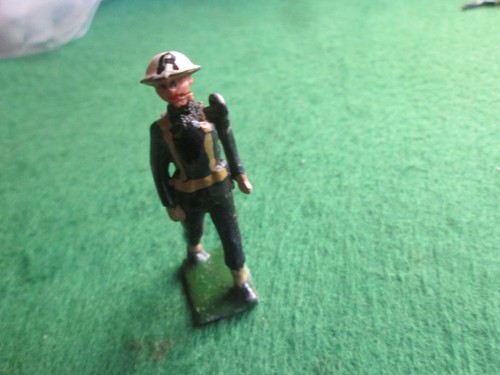 Britains lead soldier civil - lead,