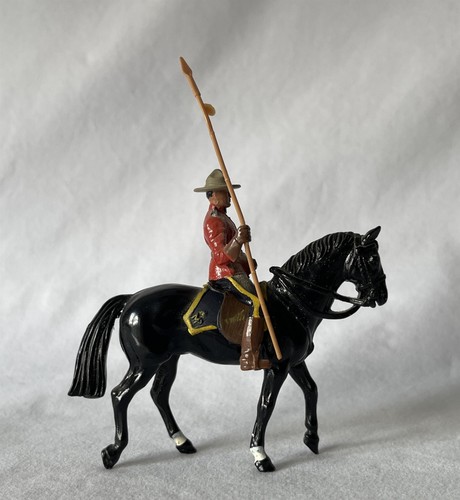 Vintage 1984 lead toy - 1984,