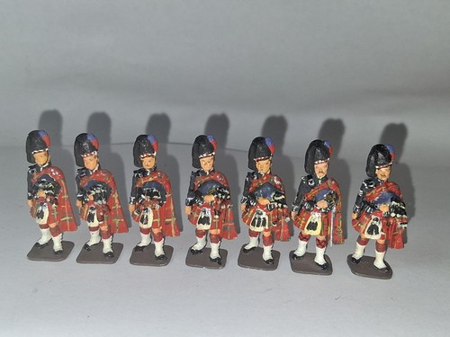 Little lead soldiers hand - gb,