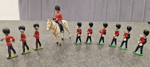 Vintage british infantry metal - vintage,