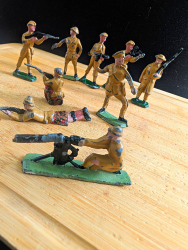 Vintage lead metal scottish - lead,