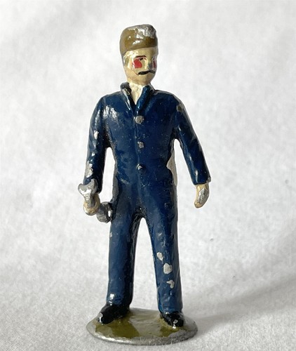 Vintage lead toy soldier - lead,