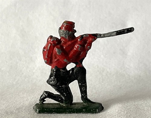 Vintage painted lead britains - painted,